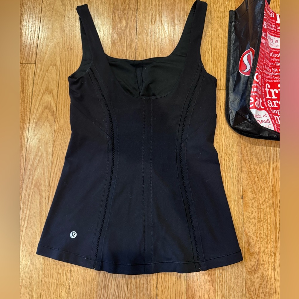 Lululemon Amala Tank Top - Black, Size 4 - Picture 3 of 10